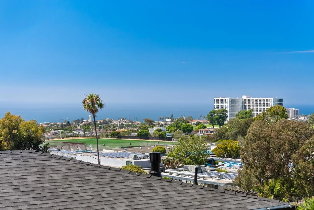 https://cdn.realtyfeed.com/cdn/127/230022964/561e101207f12890578e4ee4a8084993.webp