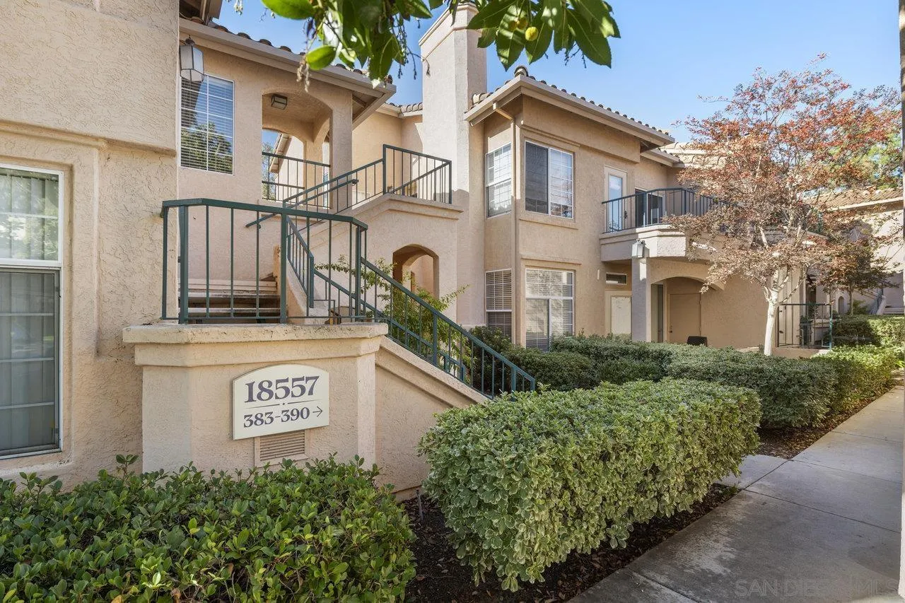 Photo #4: 230023205 Listing 