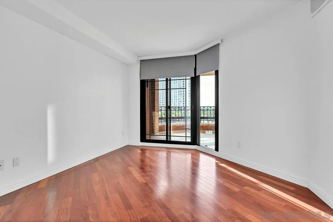 Photo #2: 230023234 Listing 