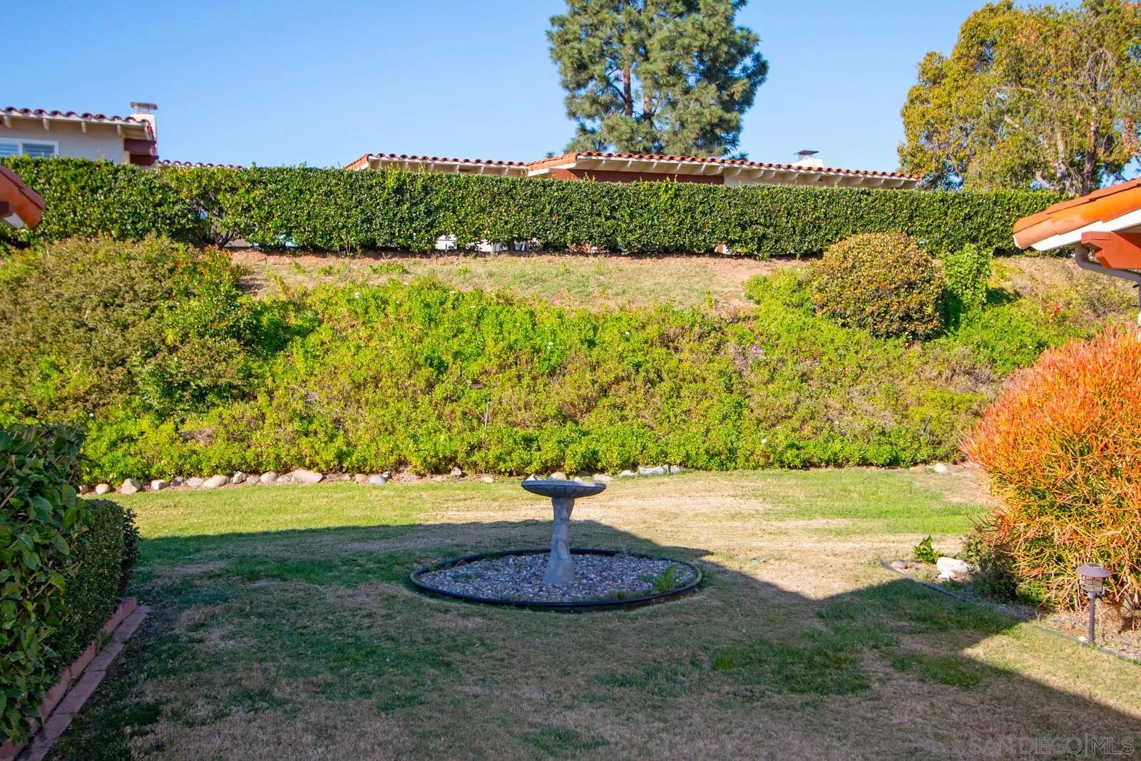 Photo #6: 230023506 Listing 