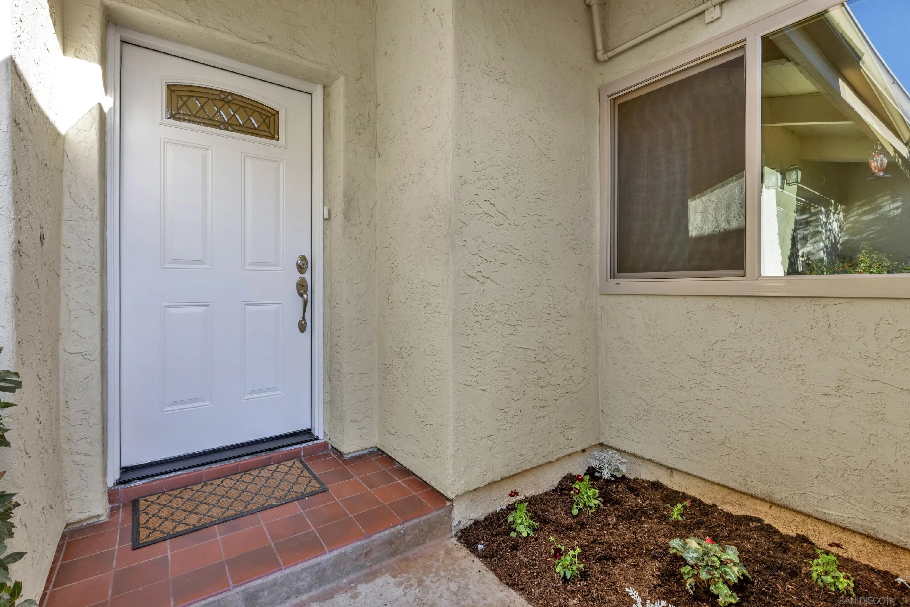 Photo #5: 230023521 Listing 