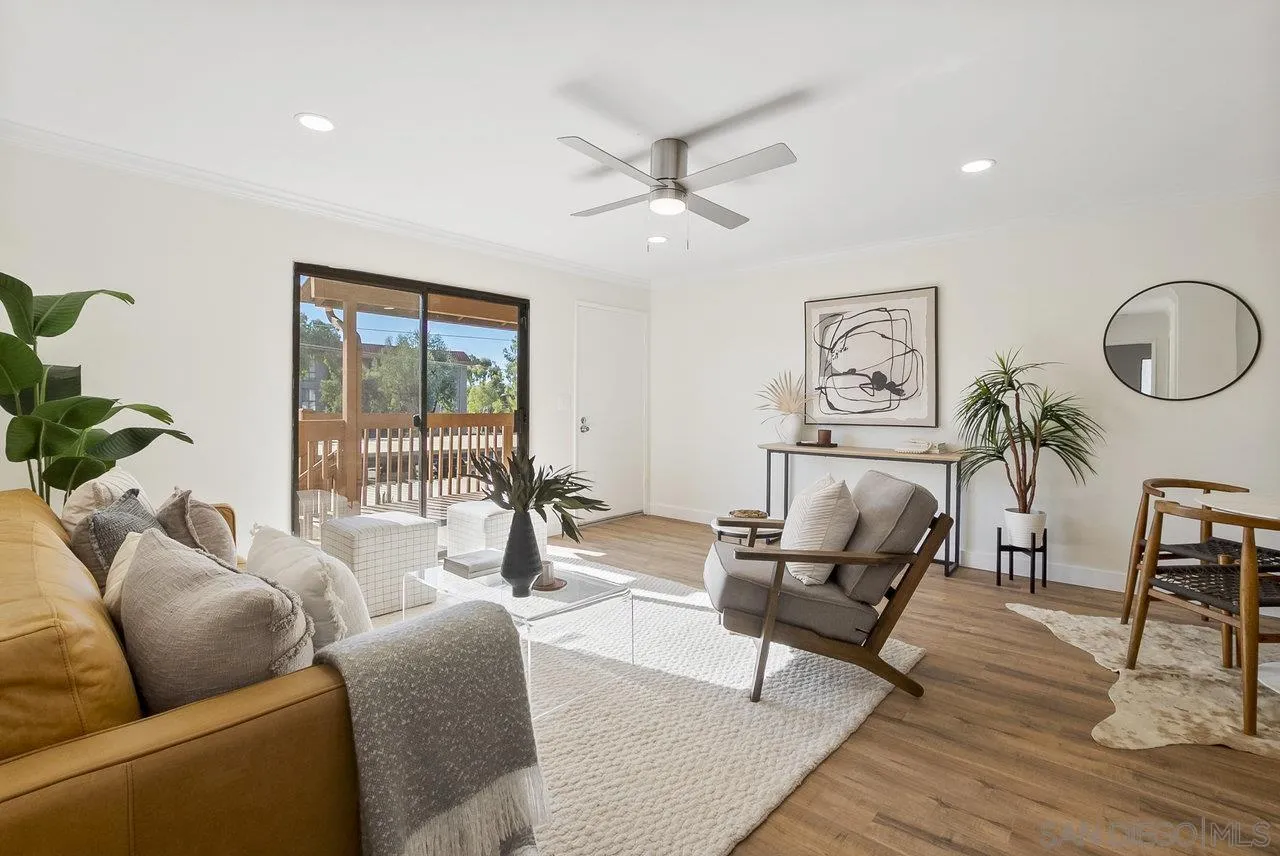Photo #3: 230023615 Listing 