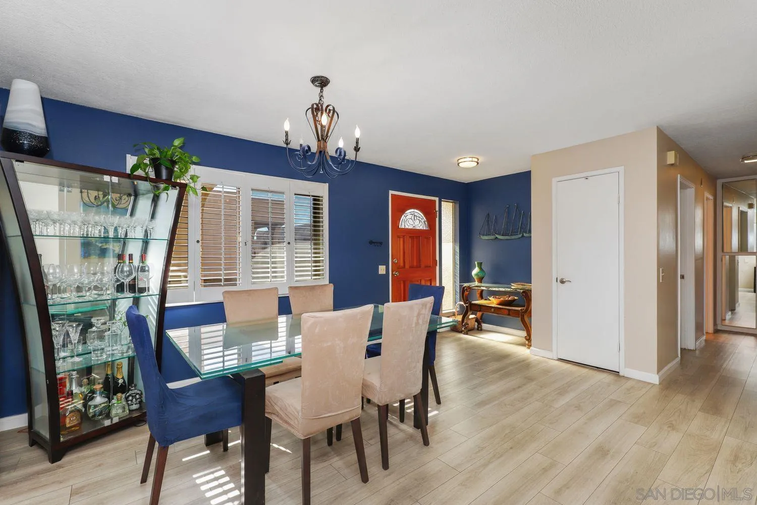 Photo #3: 230023635 Listing 