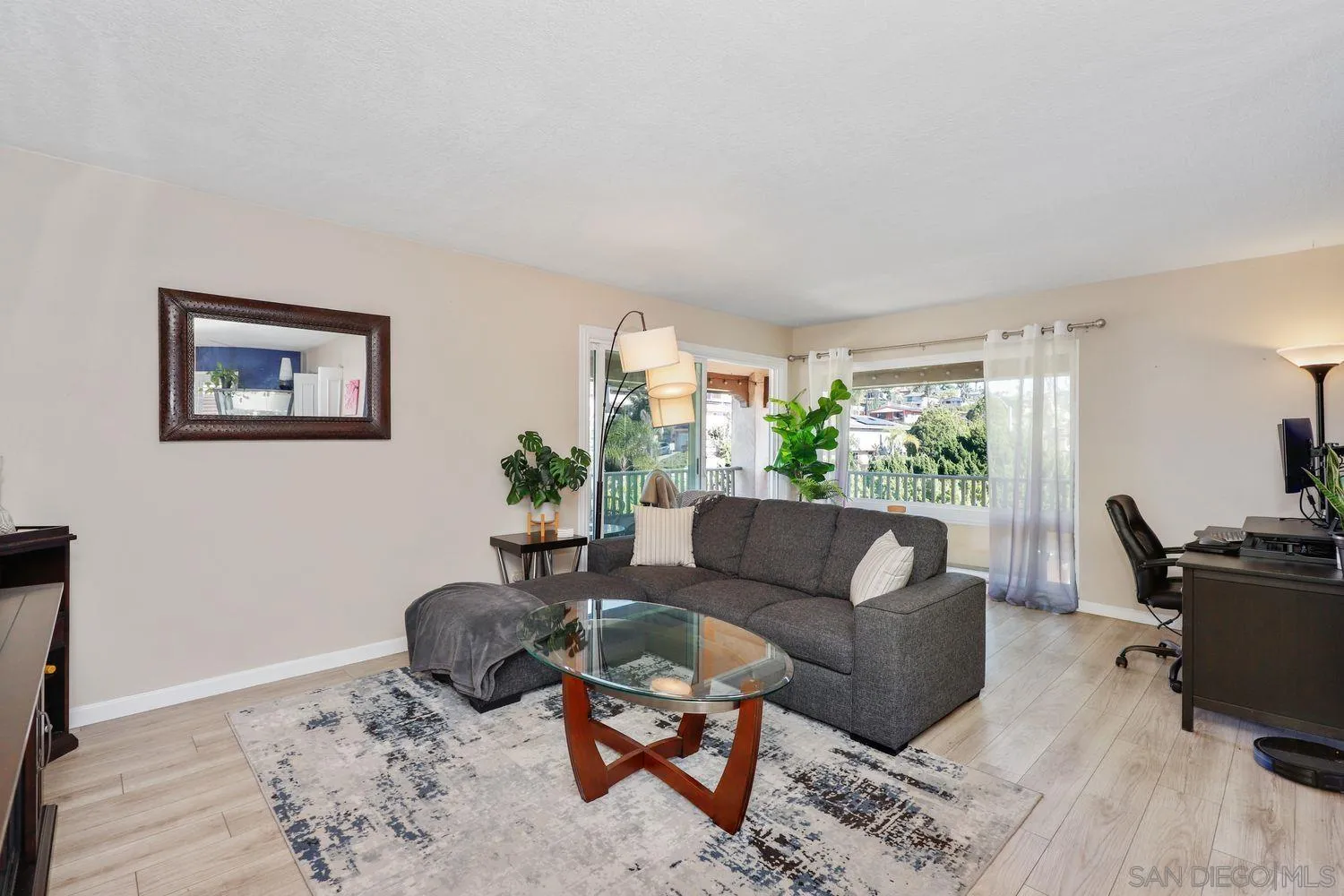 Photo #4: 230023635 Listing 