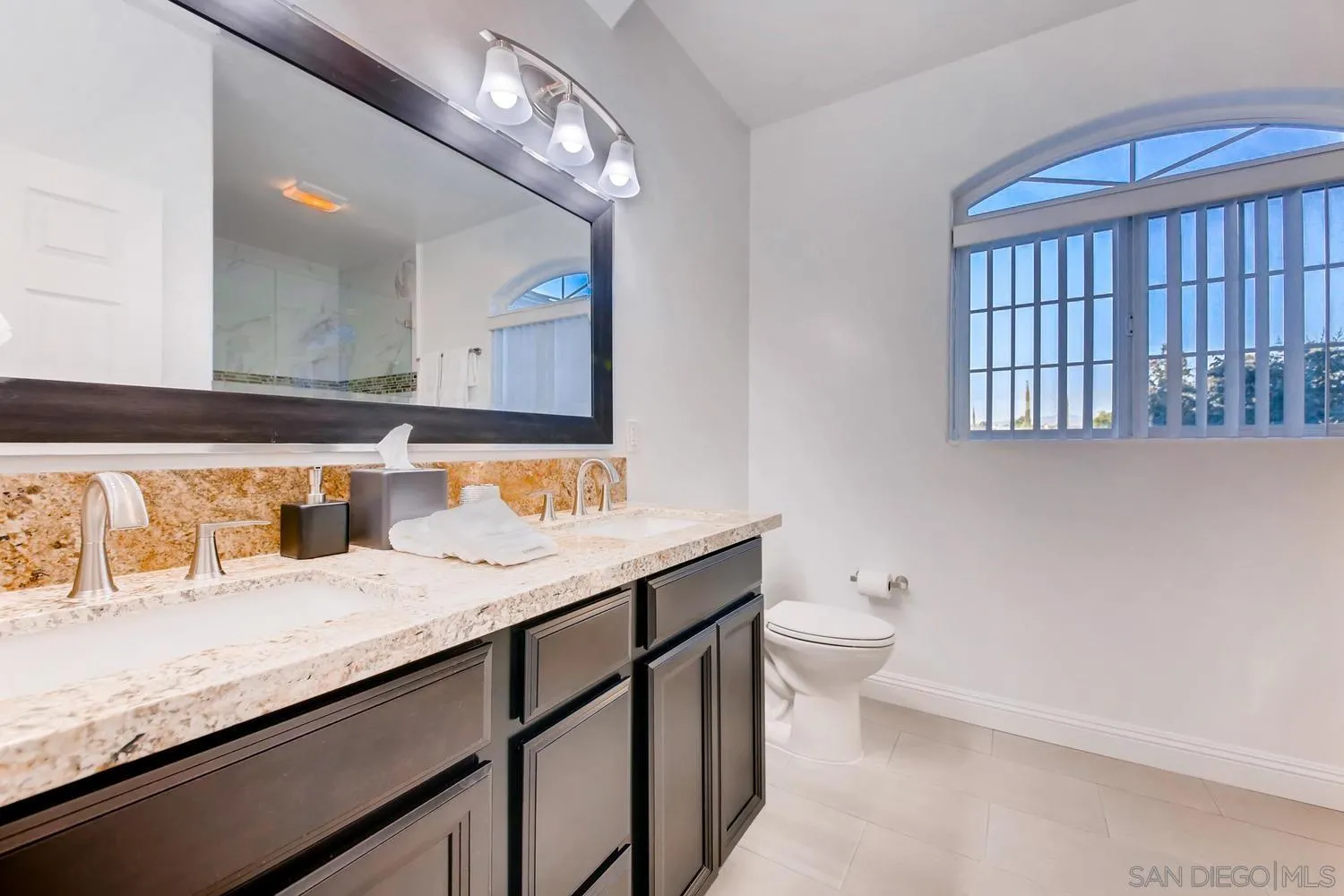39575 Avenida Ascencion, Temecula, CA 92592, photo 33