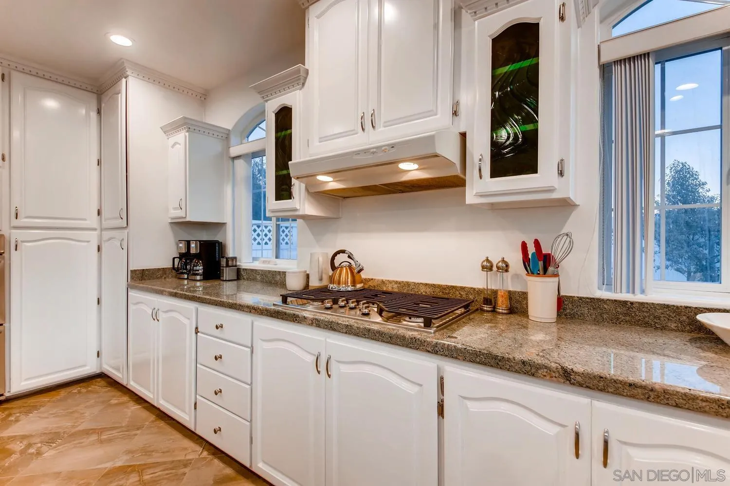 39575 Avenida Ascencion, Temecula, CA 92592, photo 19