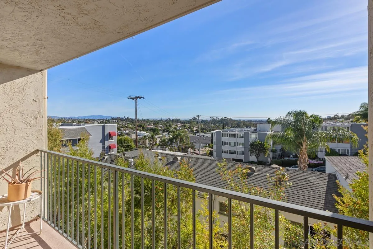 Photo #6: 230024159 Listing 