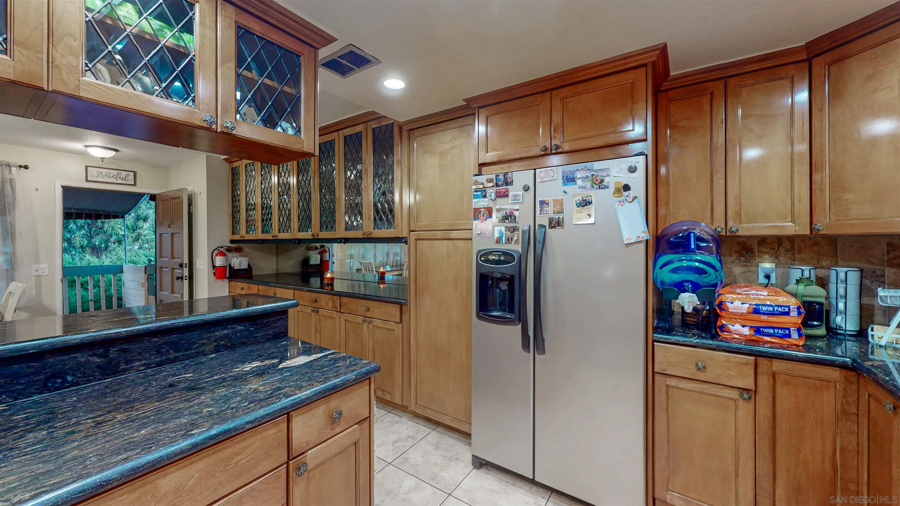 Photo #5: 230024191 Listing 