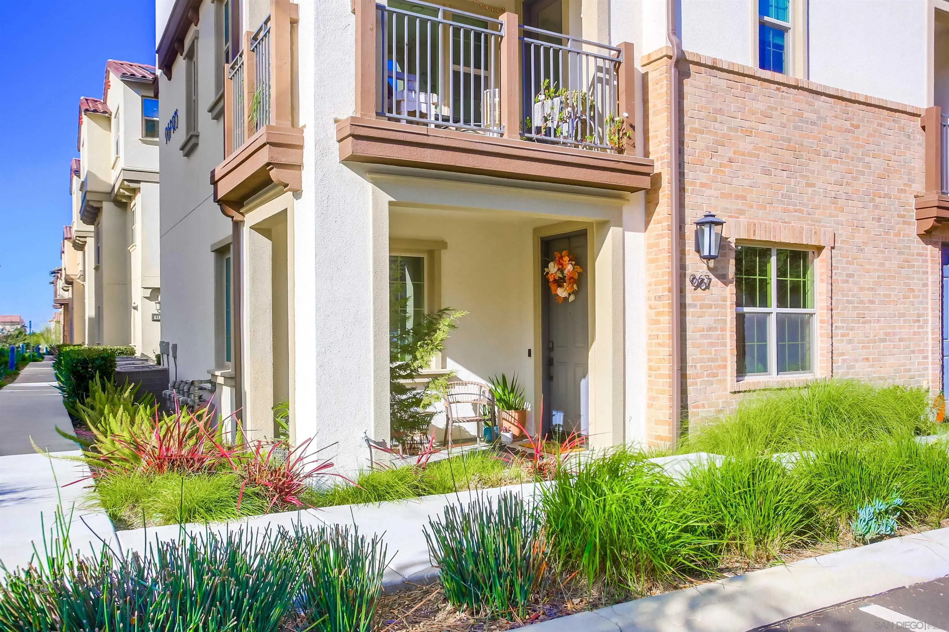 Photo #2: 230024260 Listing 