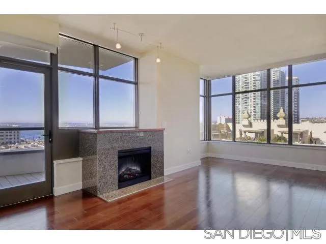 Photo #5: 230024434 Listing 