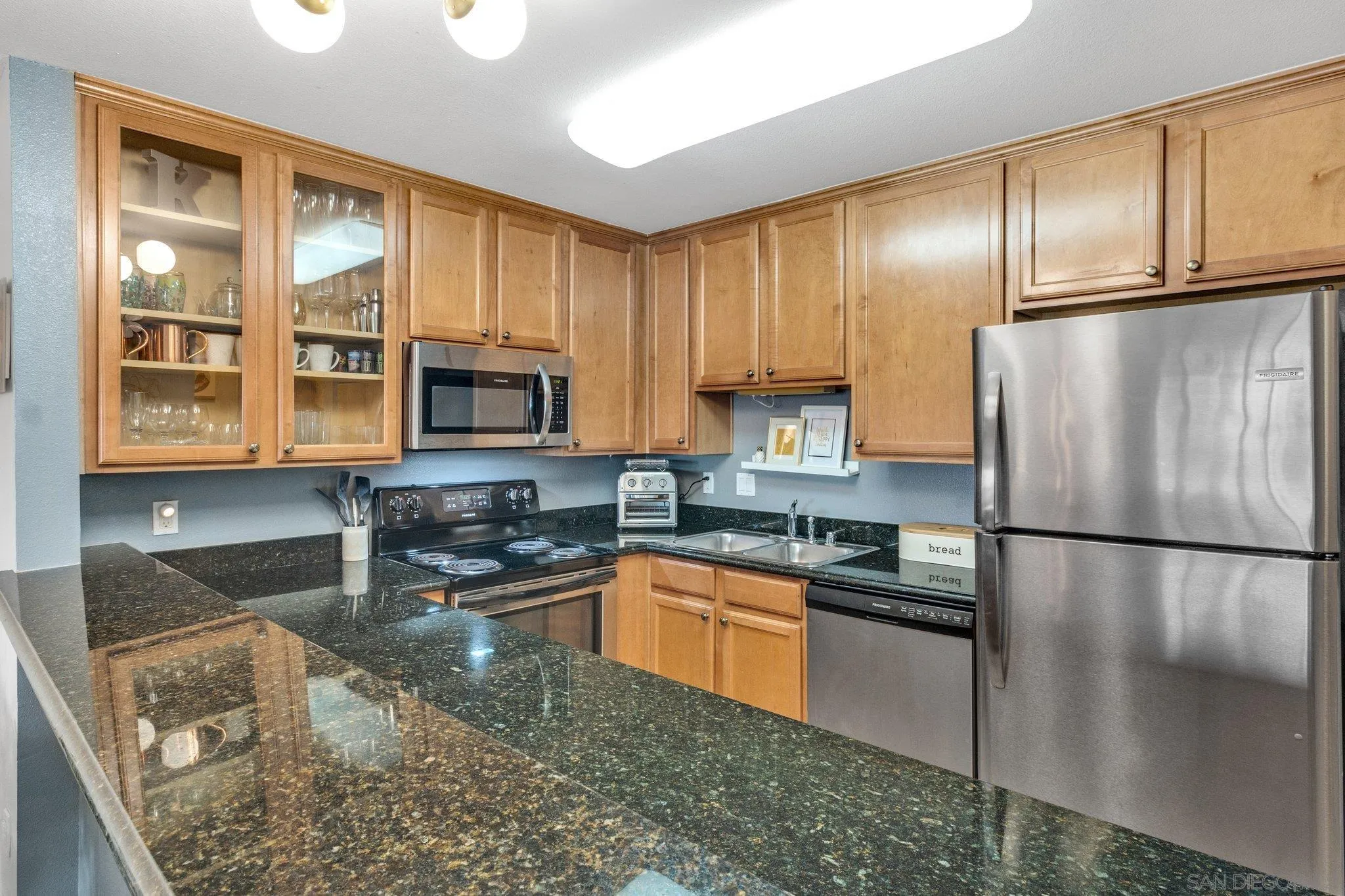 Photo #6: 240000002 Listing 