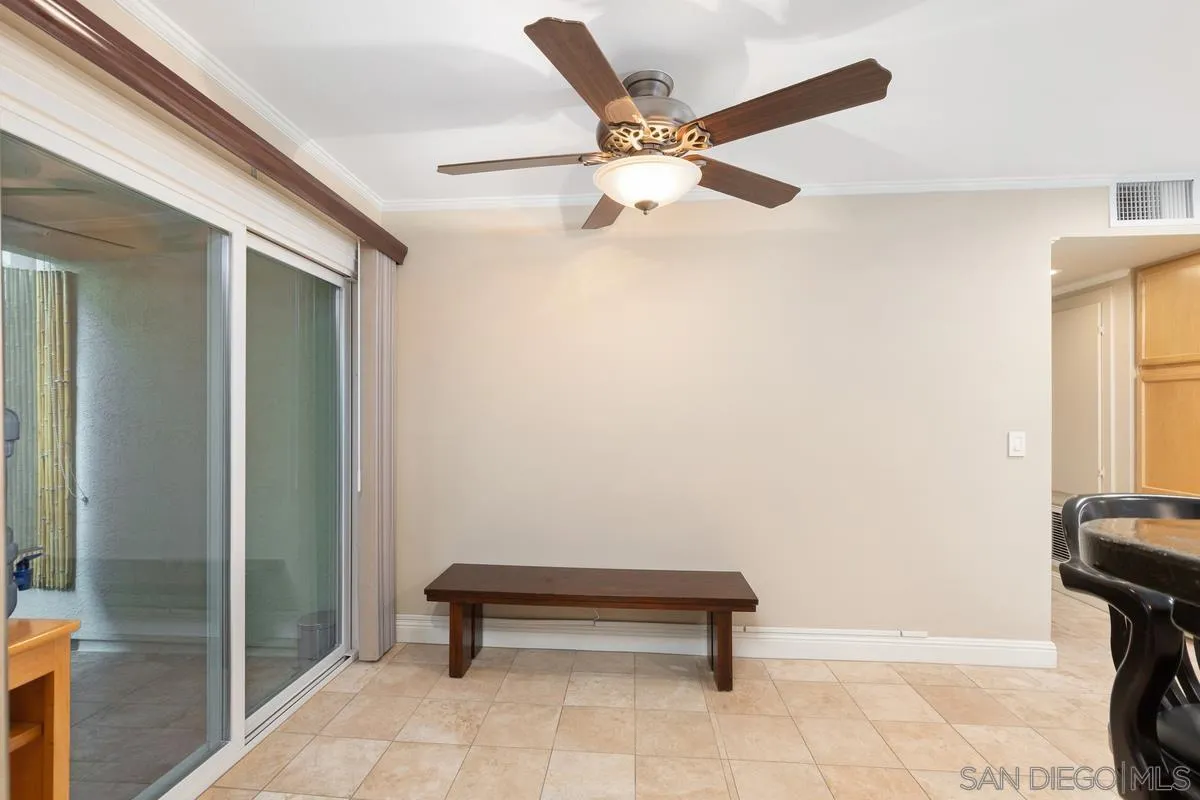 Photo #4: 240000143 Listing 