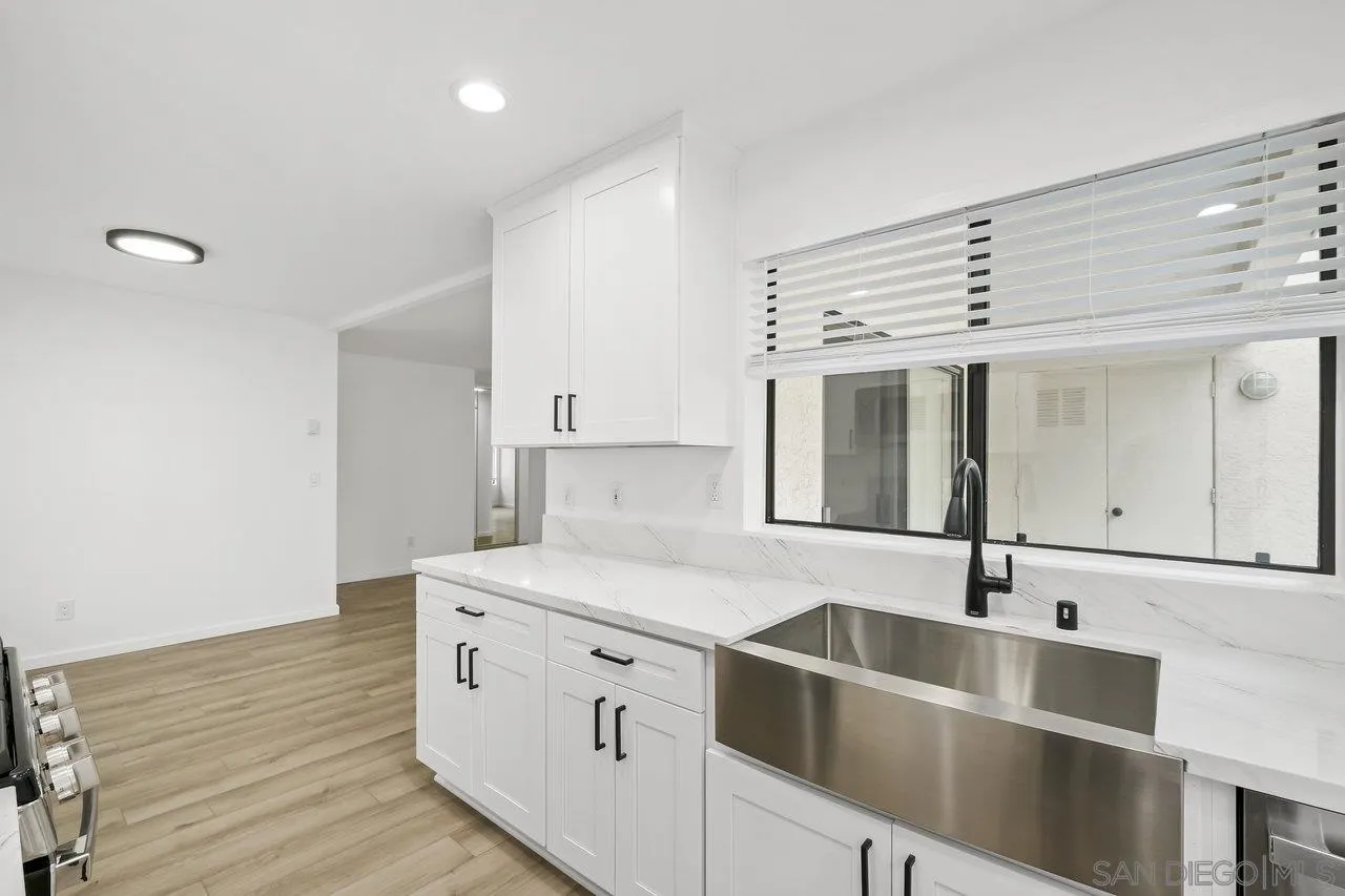 Photo #2: 240000235 Listing 