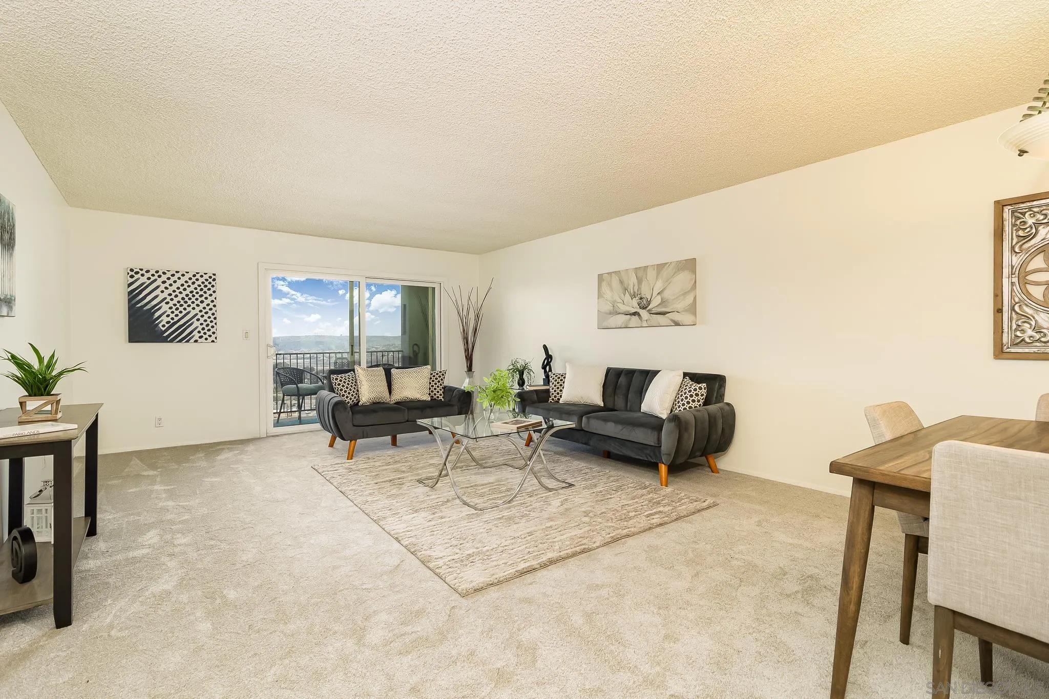 https://cdn.realtyfeed.com/cdn/127/240000351/7c88c7340e113d2e7108cddf54622343.webp