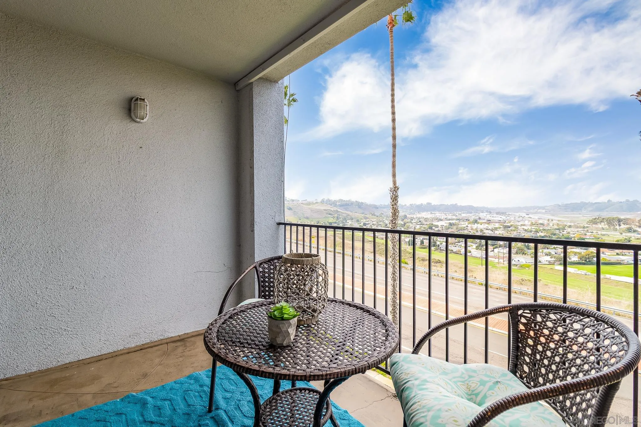 https://cdn.realtyfeed.com/cdn/127/240000351/e142e0426e0e4d656bb03b963180c12f.webp