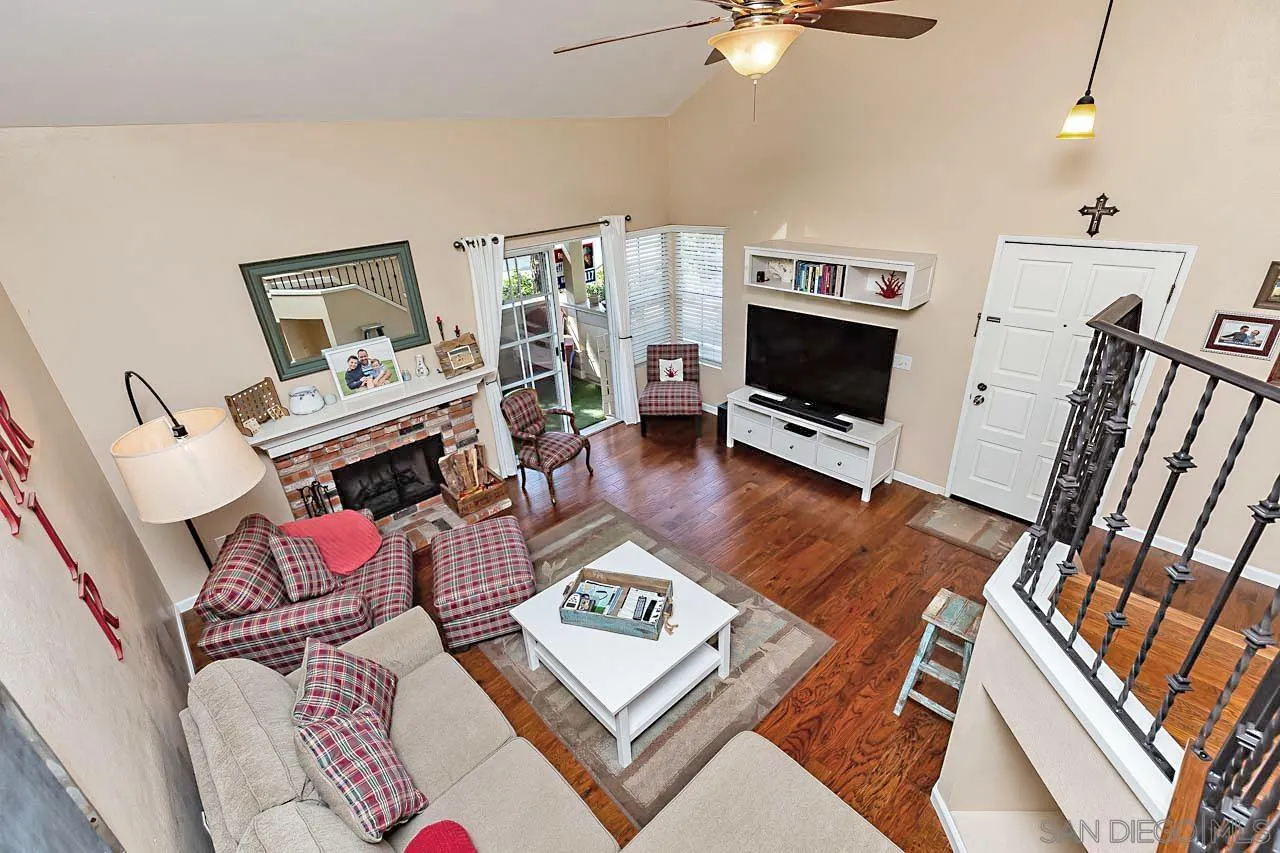 Photo #5: 240000403 Listing 