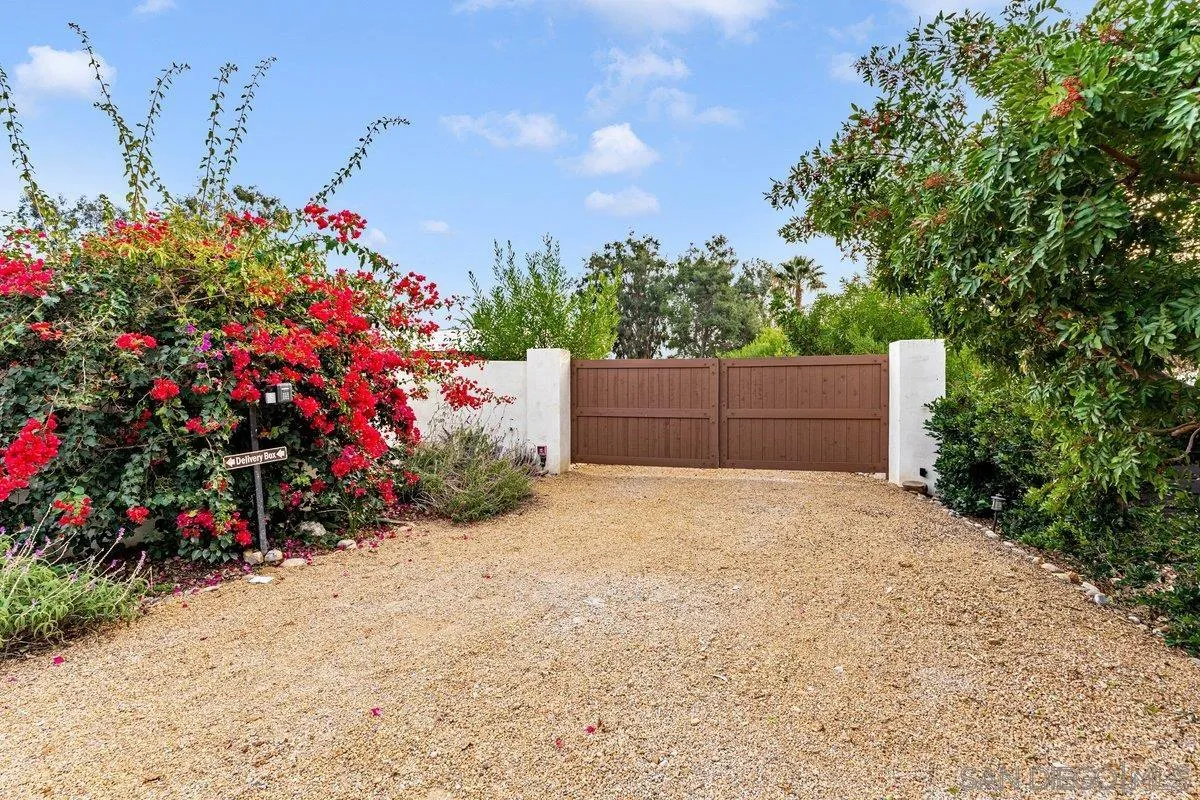https://cdn.realtyfeed.com/cdn/127/240000496/405039e452681031450a1c89efa58a9b.webp