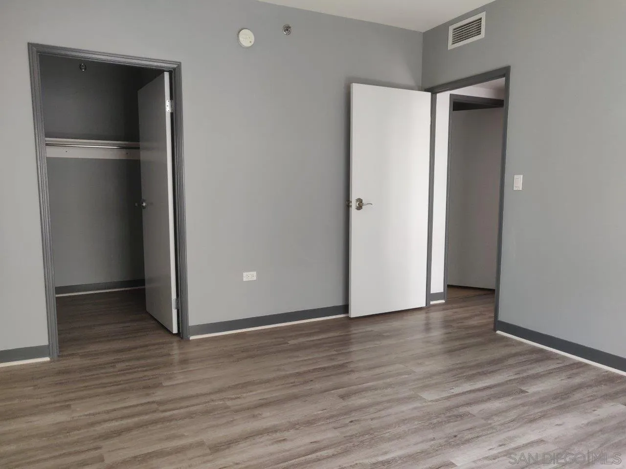 Photo #6: 240000599 Listing 