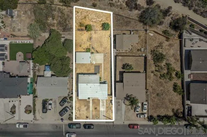 https://cdn.realtyfeed.com/cdn/127/240000684/3e2ef96413e392bf552b86af9c0088c5.webp