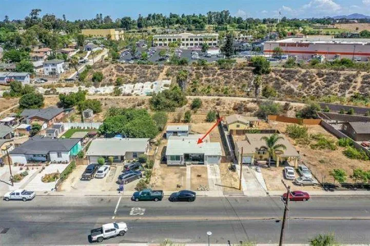 https://cdn.realtyfeed.com/cdn/127/240000684/5db85656b953d11393eff6ad08ece39f.webp