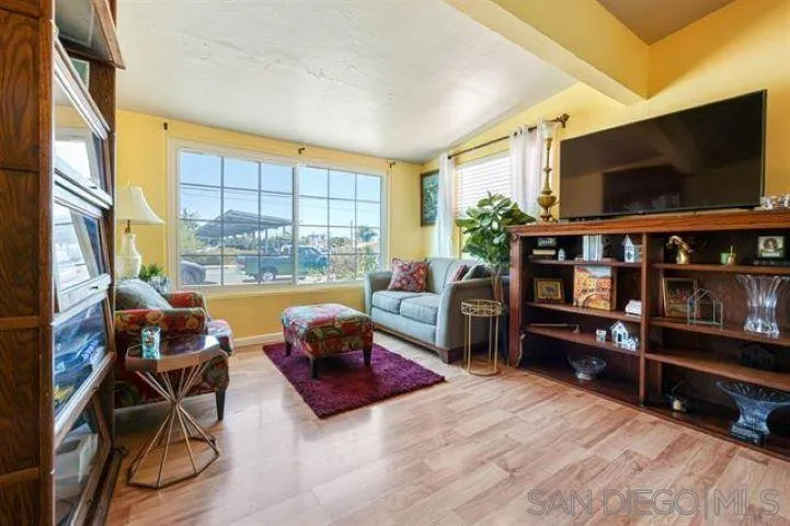 https://cdn.realtyfeed.com/cdn/127/240000684/f9c93247a987ed38d073d943f8a47a44.webp
