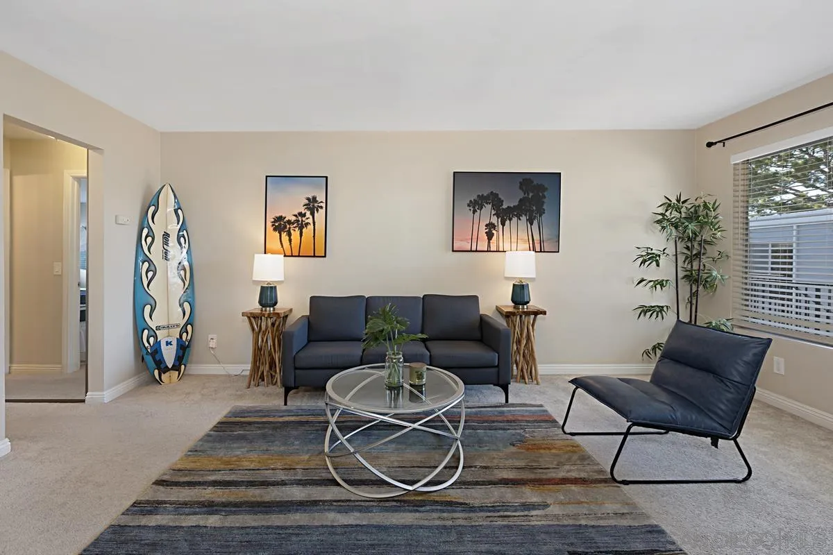 Photo #2: 240000688 Listing 