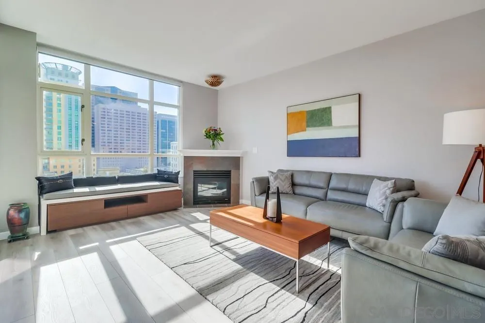 Photo #5: 240000811 Listing 