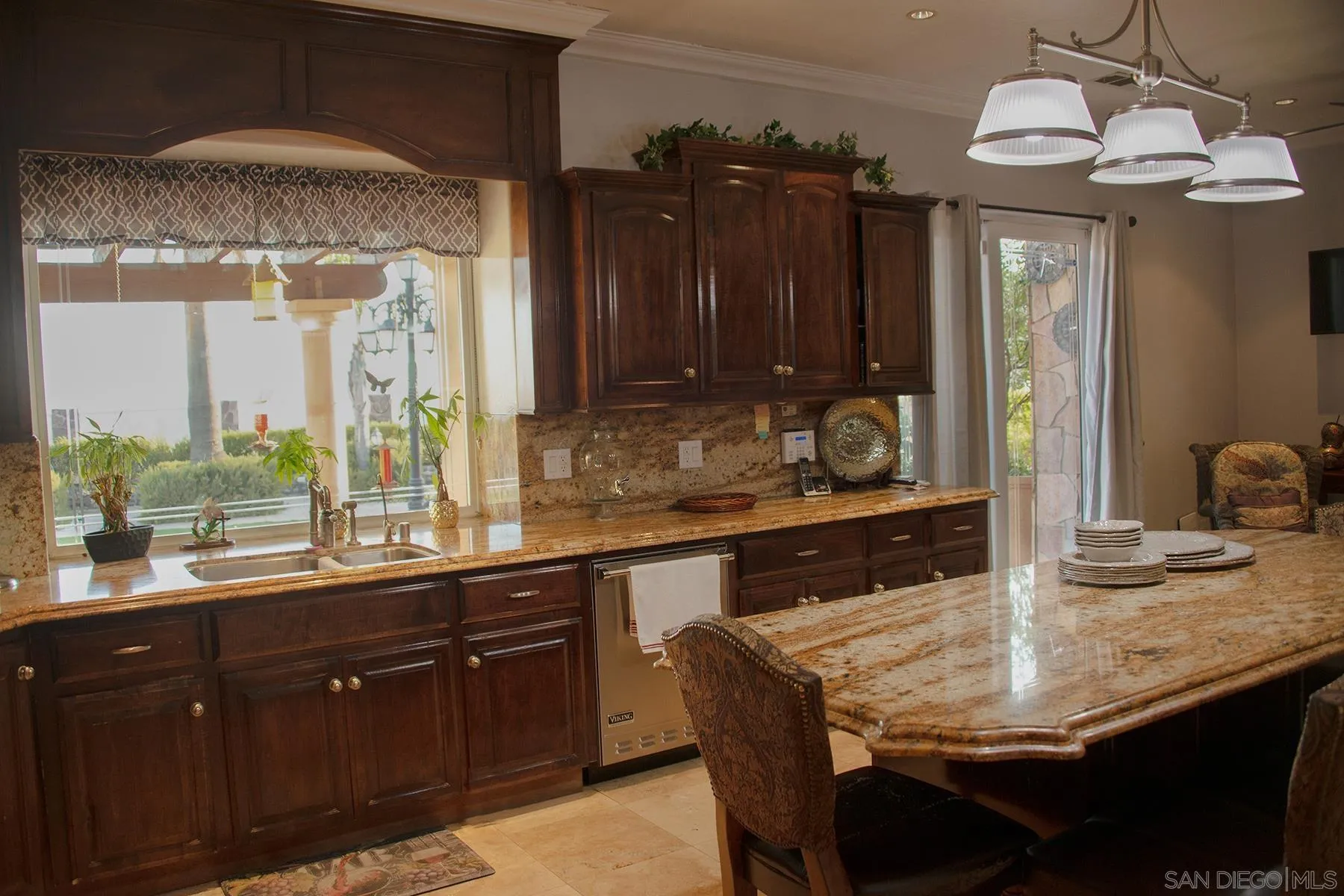 https://cdn.realtyfeed.com/cdn/127/240001086/60376a44e1ace87cfa9d94d82fe93c5f.webp