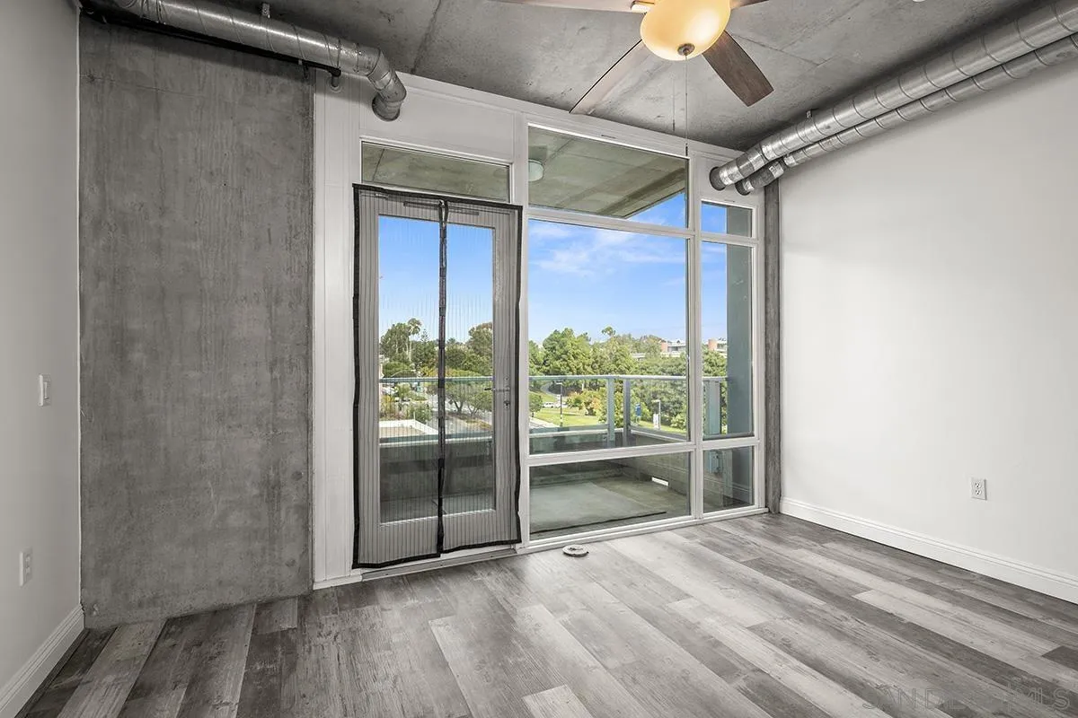 Photo #4: 240001093 Listing 