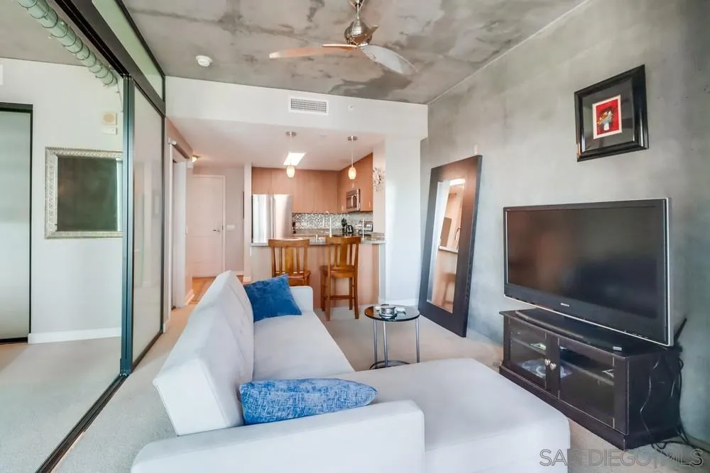 Photo #6: 240001199 Listing 