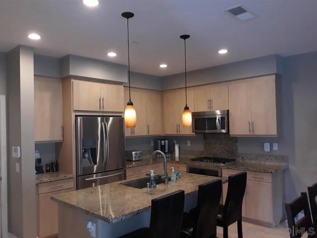 1660 Fairlead Ave, Carlsbad, CA, 92011