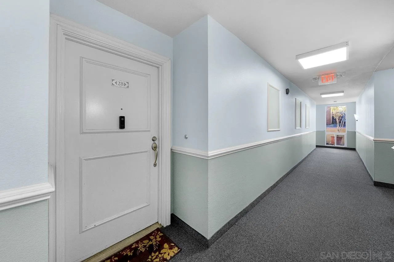 Photo #3: 240001371 Listing 
