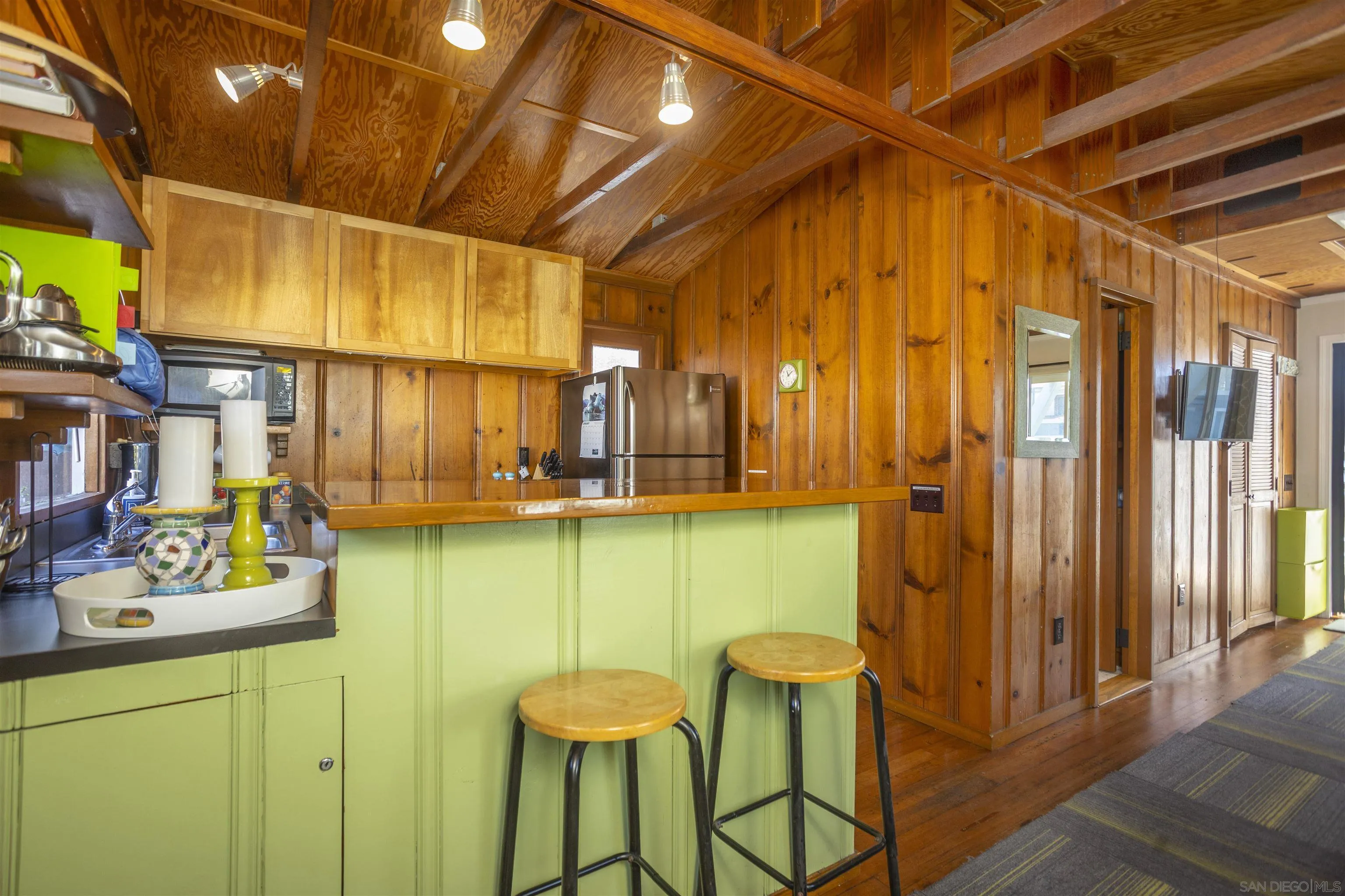 https://cdn.realtyfeed.com/cdn/127/240001453/52056b46e1c83e1b985b342ad4a0b6f2.webp