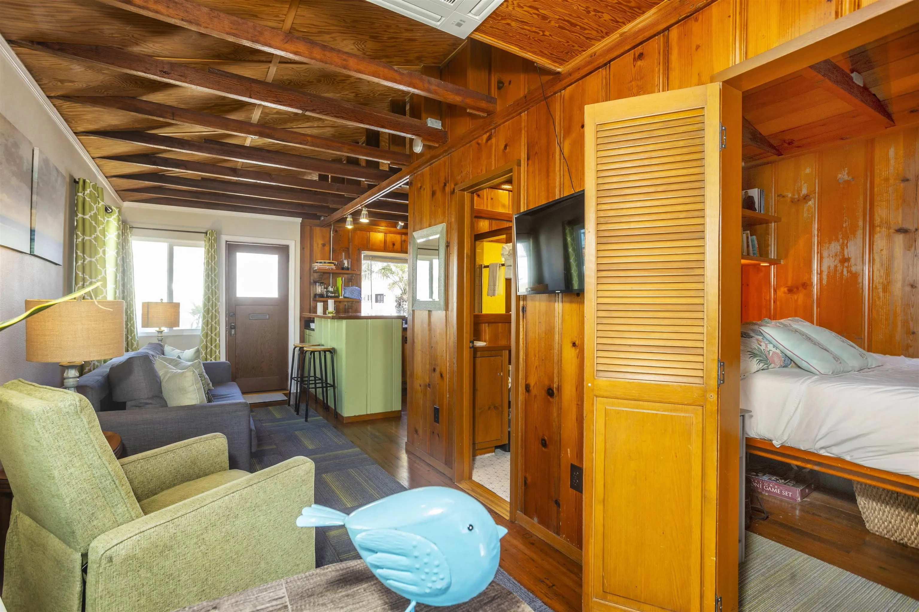 https://cdn.realtyfeed.com/cdn/127/240001453/67a976c5a32bd87b6aeba6fbba2663a4.webp