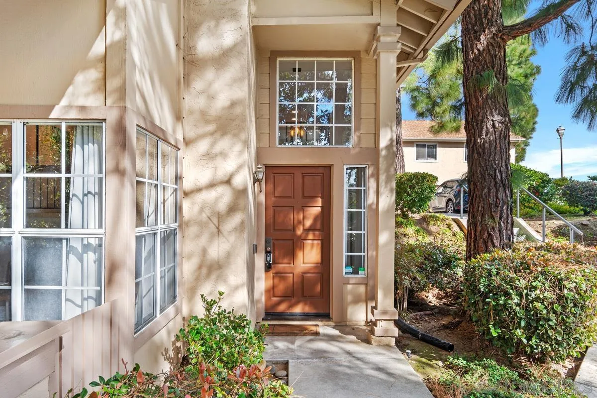 Photo #2: 240001780 Listing 