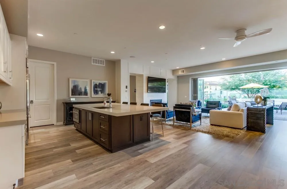 https://cdn.realtyfeed.com/cdn/127/240001915/21436d5ffd3f94bfd63202b8037d2357.webp