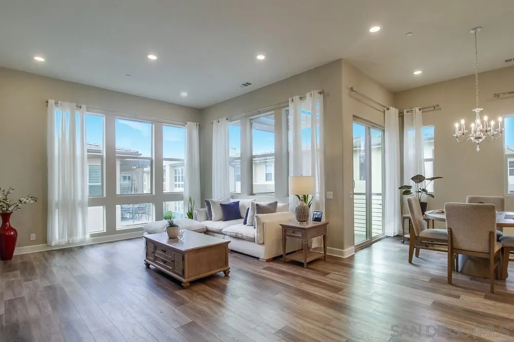 https://cdn.realtyfeed.com/cdn/127/240001915/28a5a55c27980491a0b202edca5f3341.webp