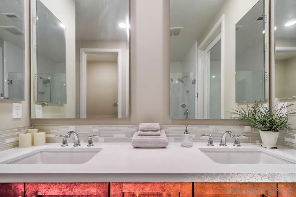 https://cdn.realtyfeed.com/cdn/127/240001915/3f773c00c4c0685bde28f378faeabbce.webp