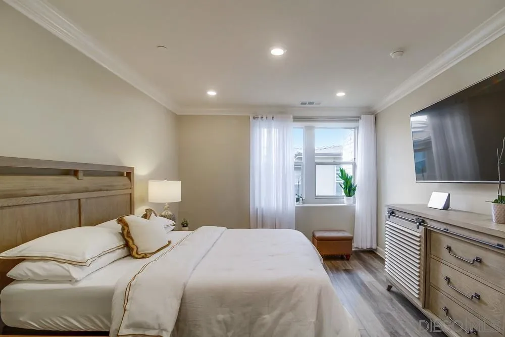 https://cdn.realtyfeed.com/cdn/127/240001915/4fd67053c819a160f7f92924c3934cc7.webp