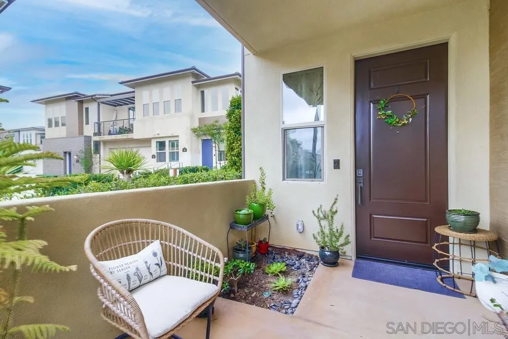 https://cdn.realtyfeed.com/cdn/127/240001915/c0b7ae2d03df9ad6c0ce9e63b699371e.webp