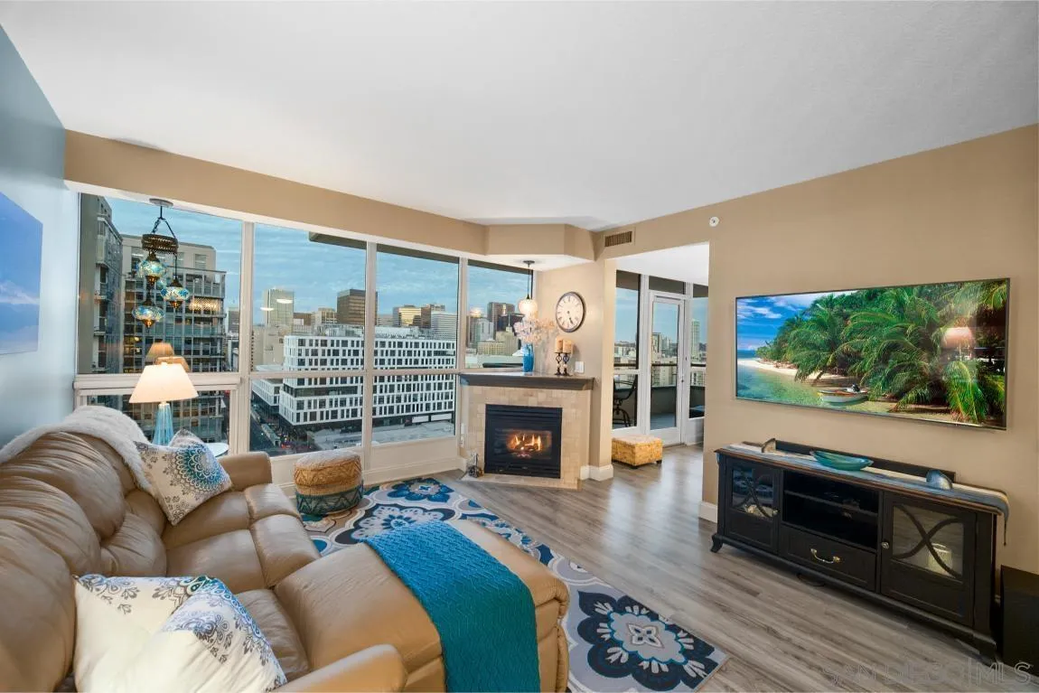 Photo #3: 240002248 Listing 