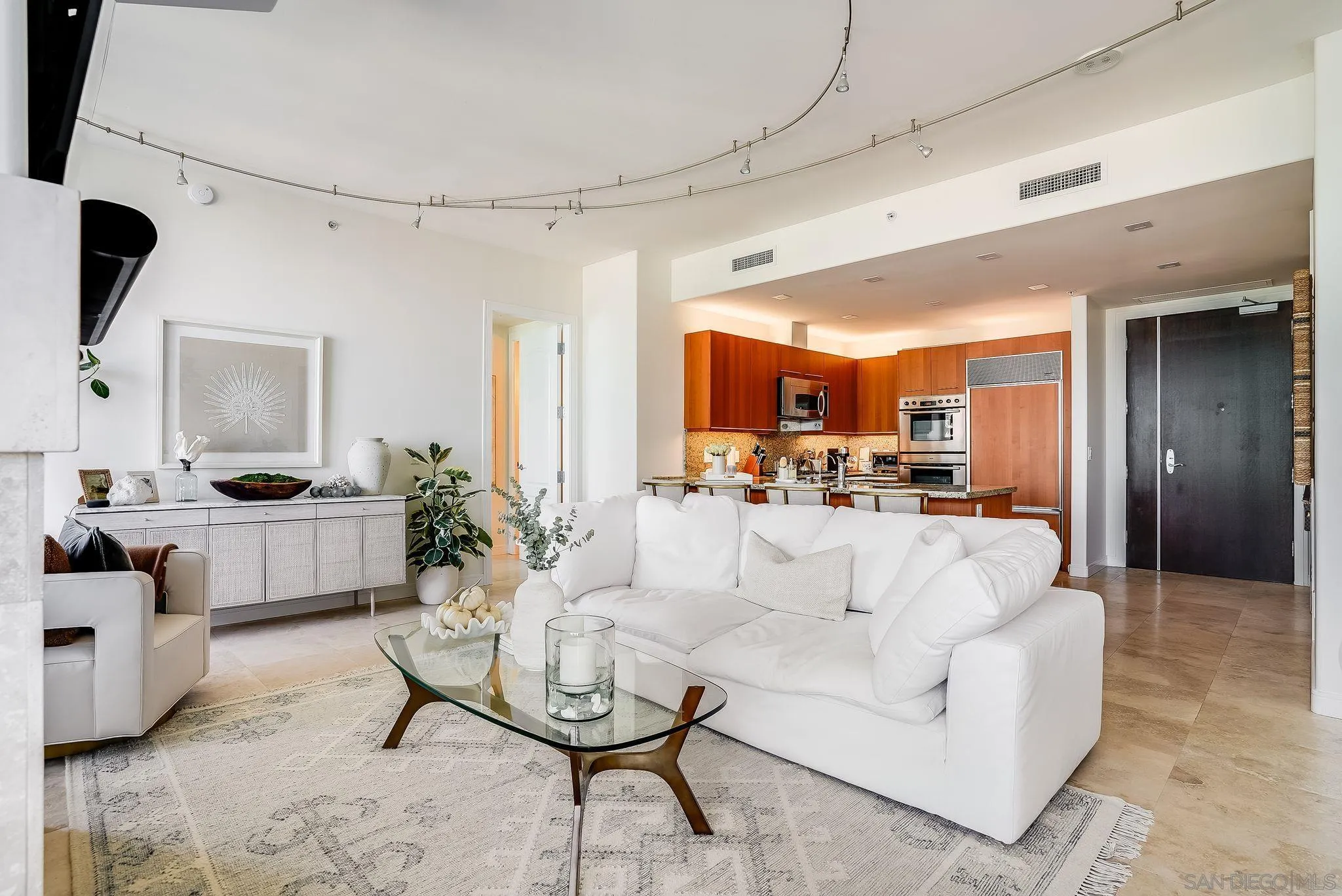 Photo #5: 240002252 Listing 