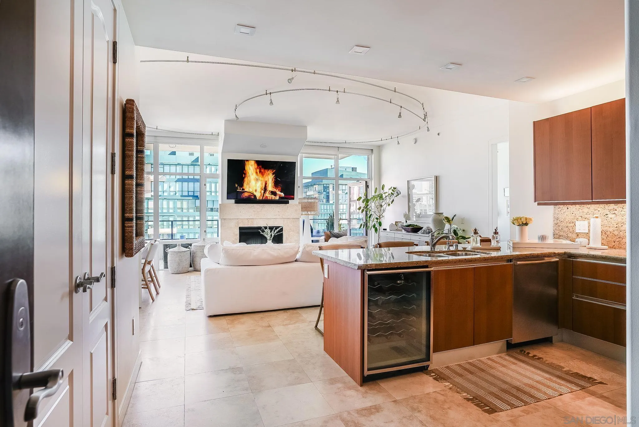 Photo #4: 240002252 Listing 