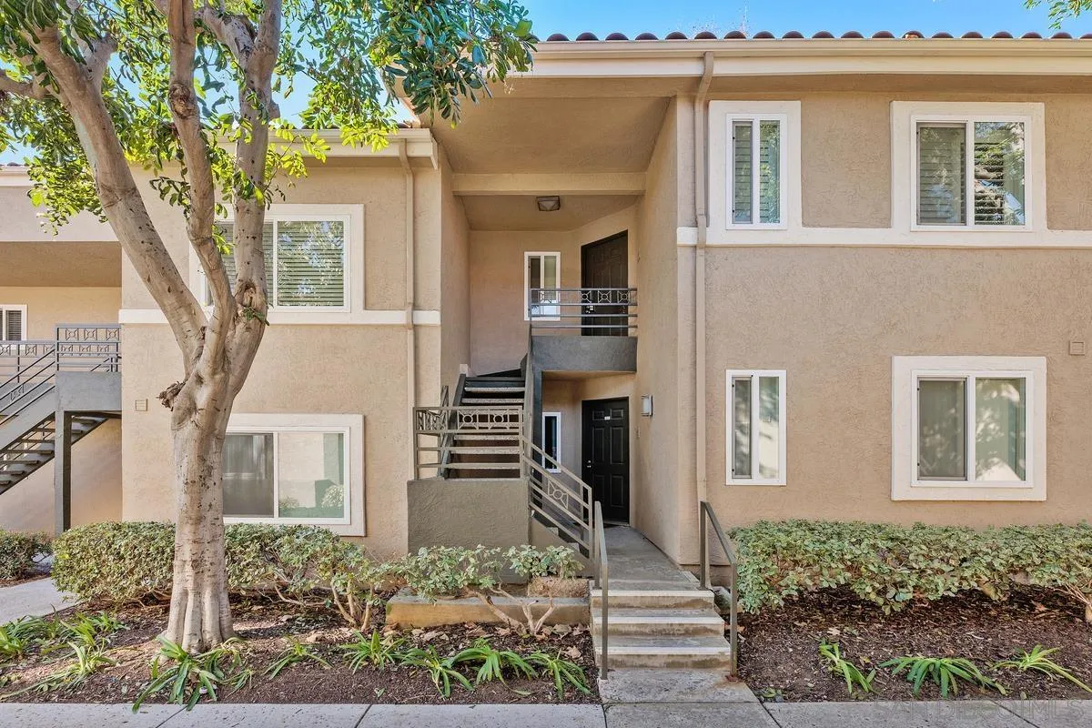 Photo #2: 240002325 Listing 