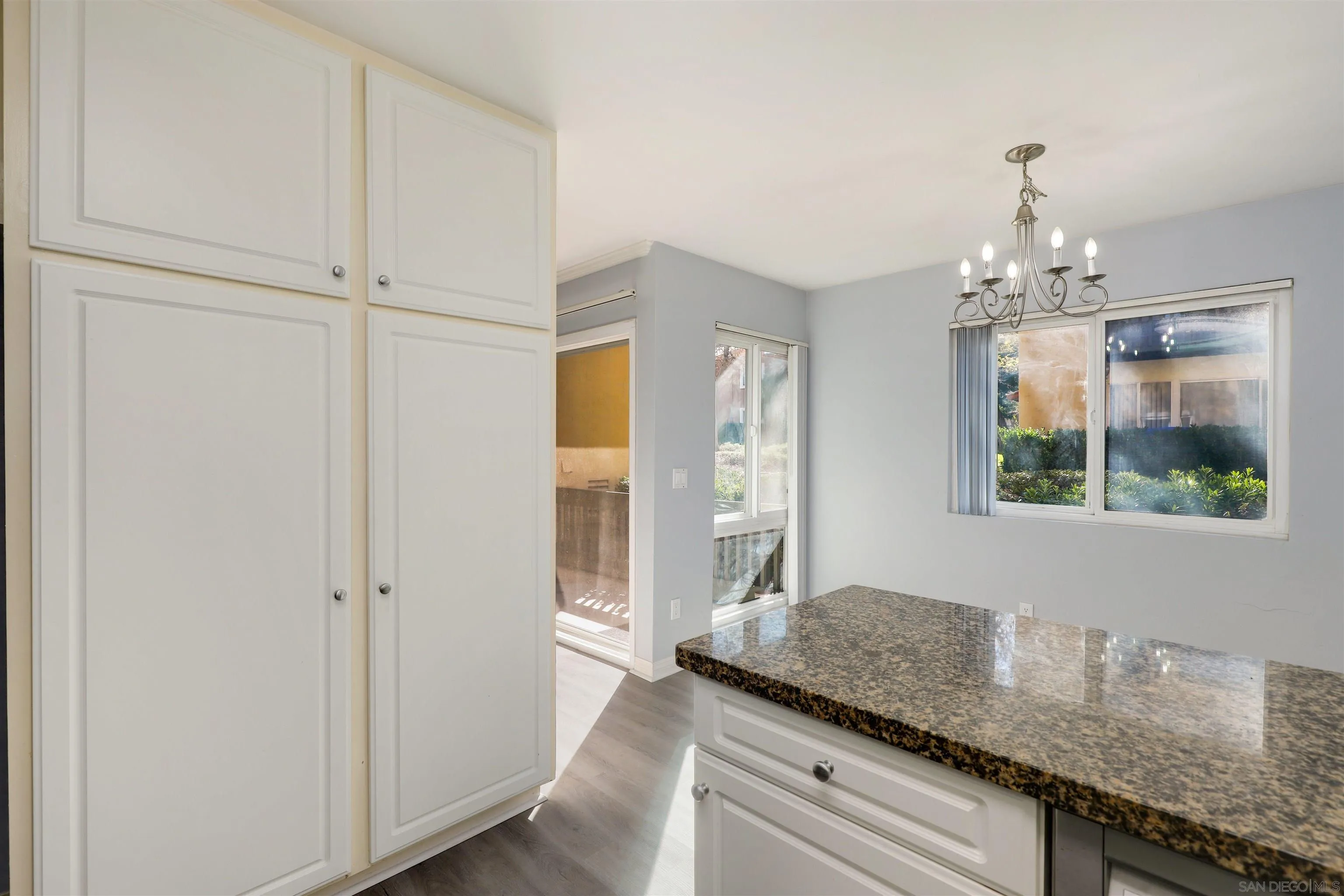 Photo #6: 240002386 Listing 