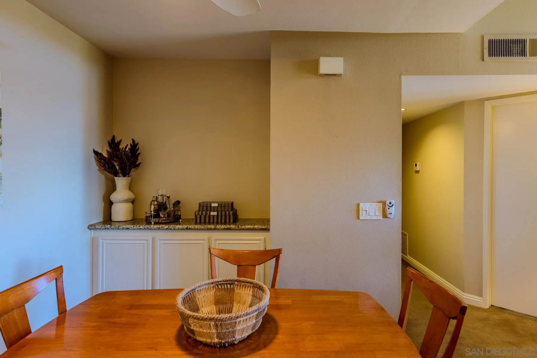 https://cdn.realtyfeed.com/cdn/127/240002389/d3f443671bcf97e5c78834689302d613.webp