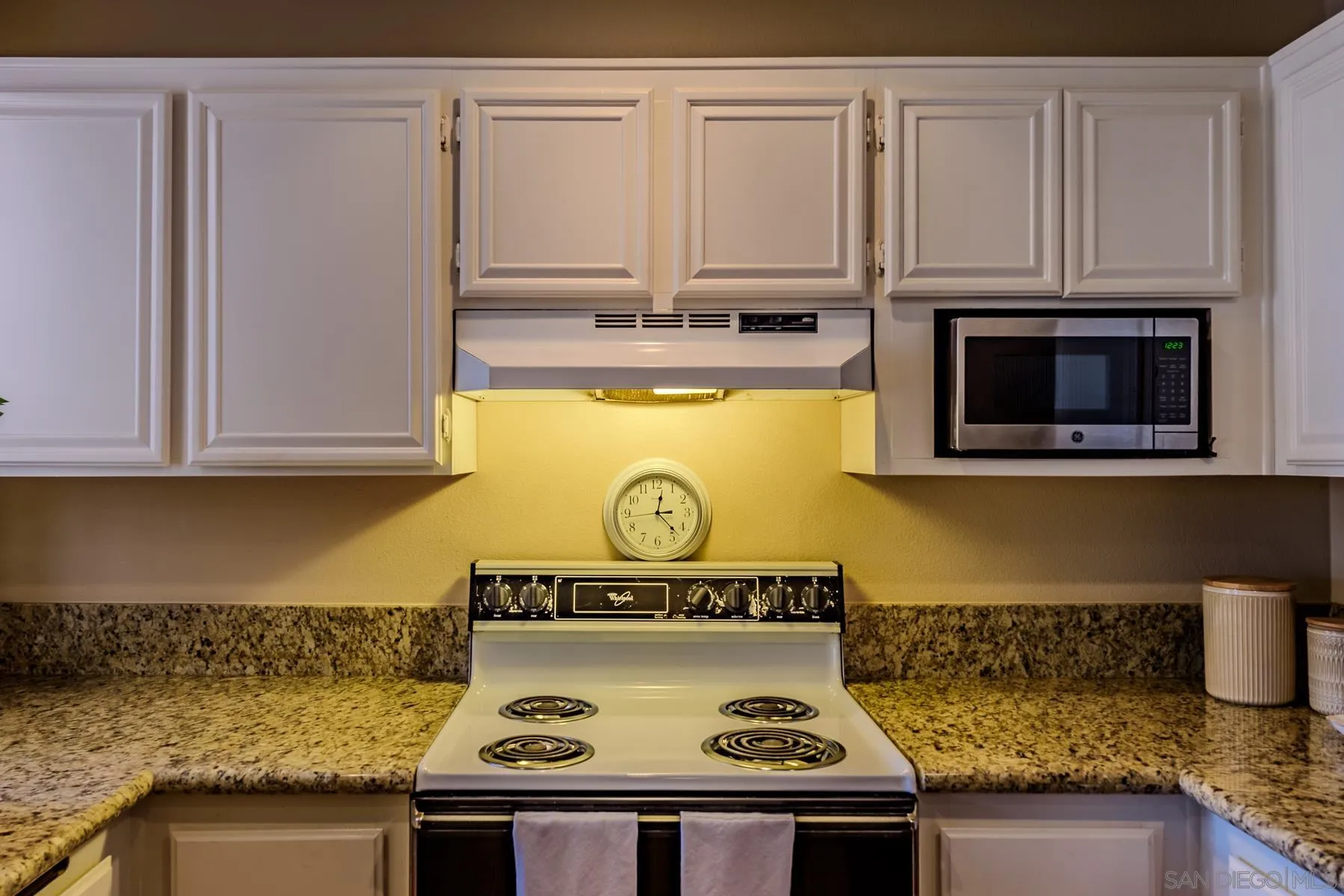 https://cdn.realtyfeed.com/cdn/127/240002389/e342cec726b732ddb5a471ac6a06c324.webp