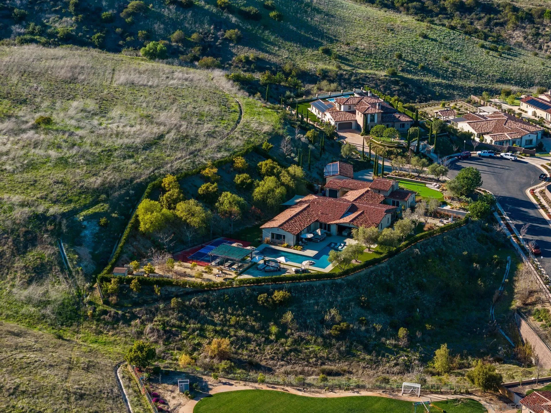 https://cdn.realtyfeed.com/cdn/127/240002457/126f6bcec7504dbdd23324ec4222f0f6.webp