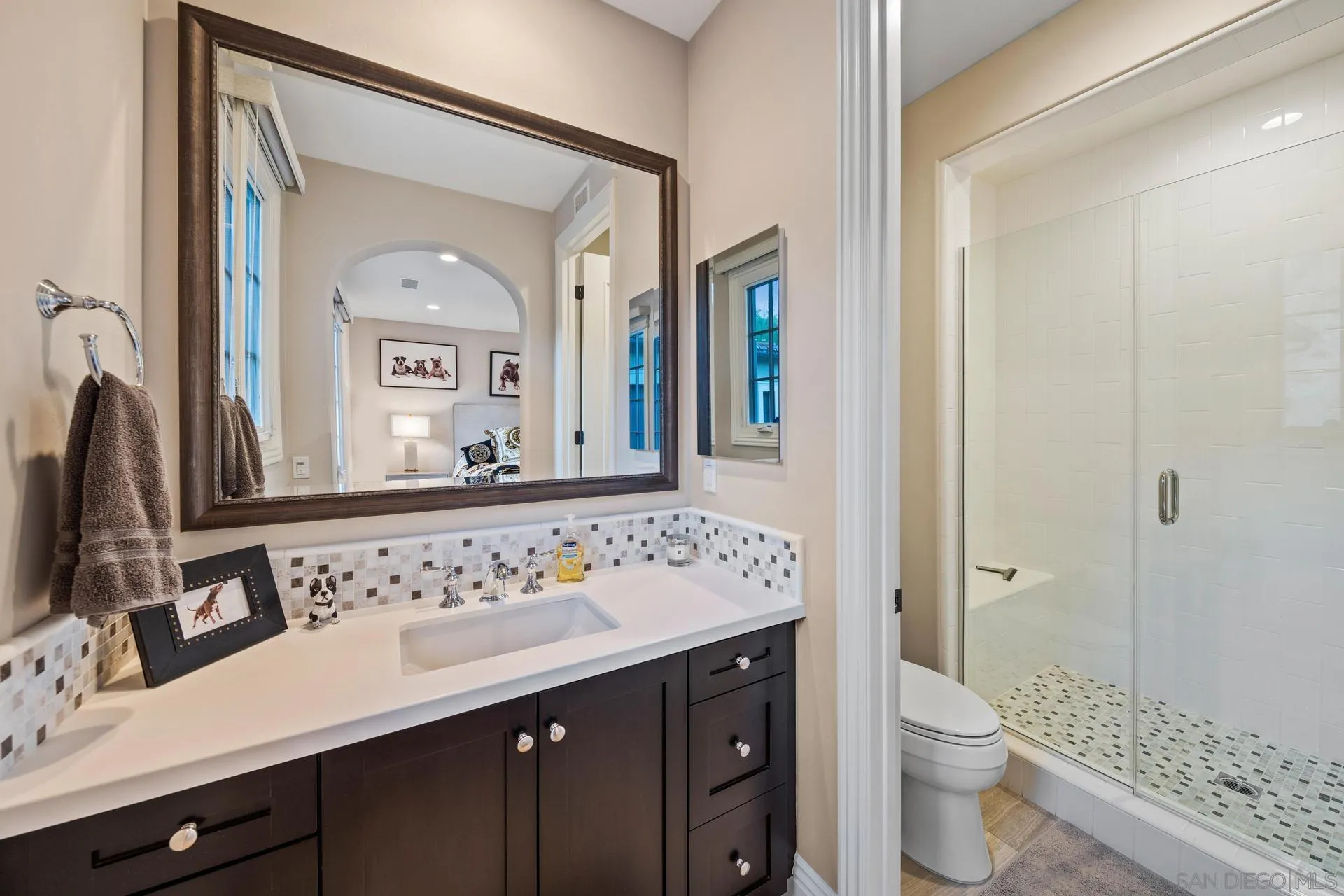 https://cdn.realtyfeed.com/cdn/127/240002457/9bb17235bac5ccd981287e74280a22fe.webp