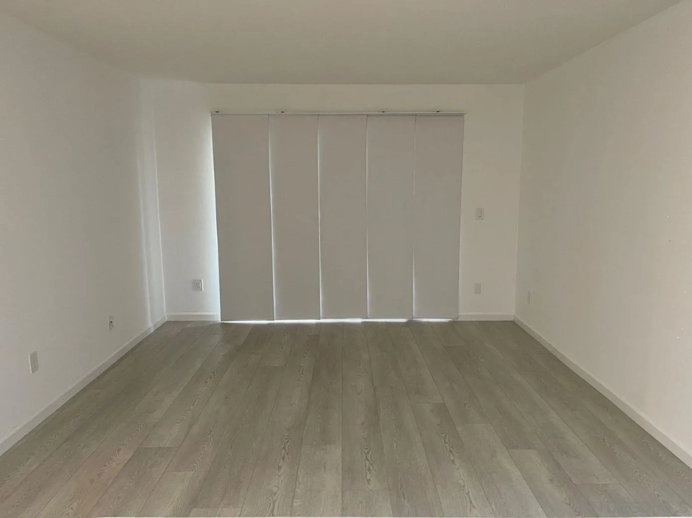 Photo #6: 240002482 Listing 
